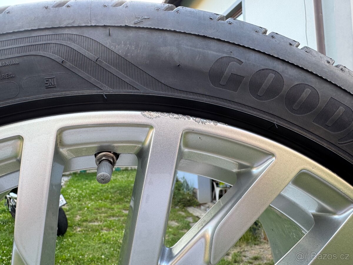 Originální disky Audi r20 Y-design - 11