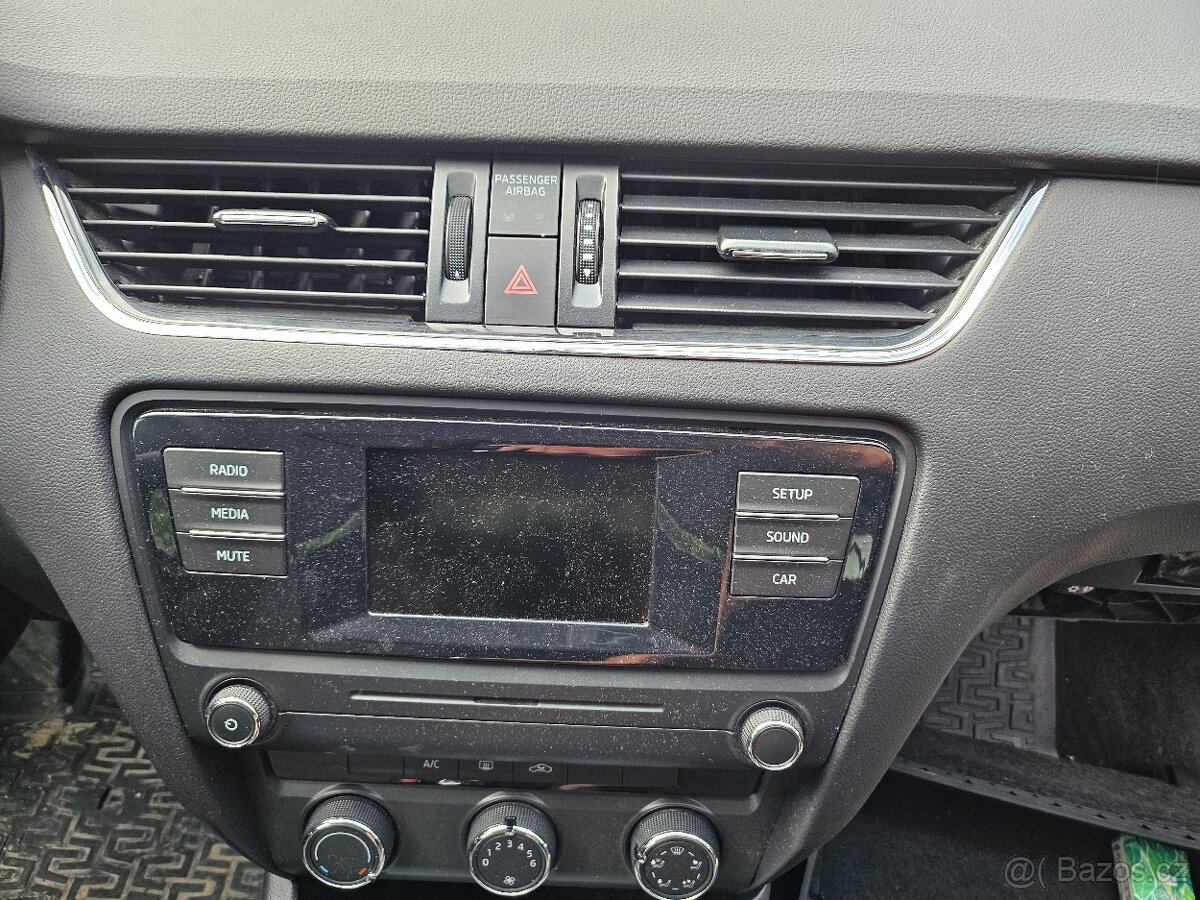 Škoda octavia 3 combi 1.6tdi 77kw rv. 2014 - 11