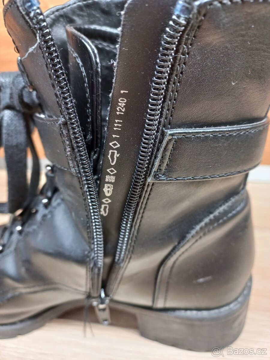 Dívčí boty 38 - 11