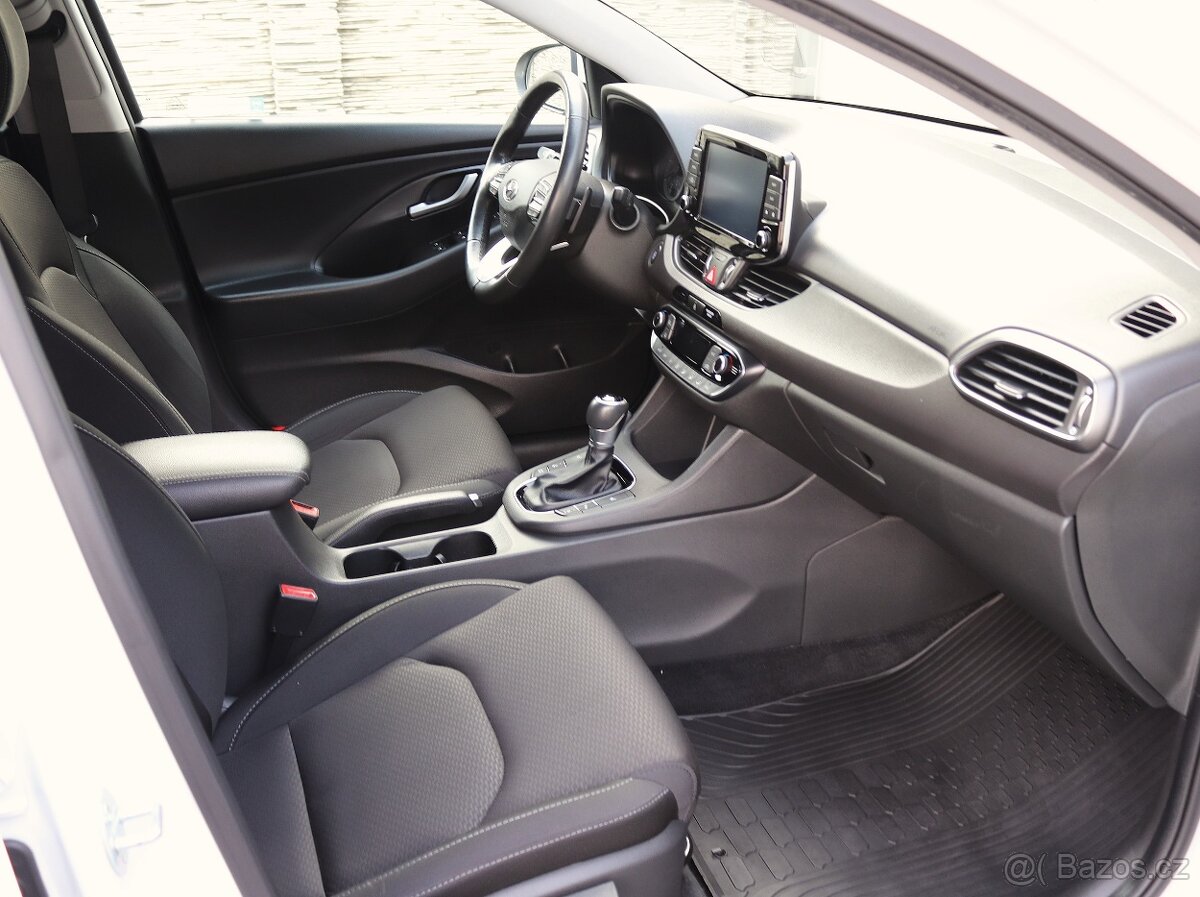HYUNDAI I30 - AUTA na splátky BEZ registrů a příjmu - 11