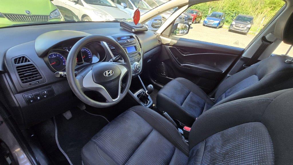 HYUNDAI ix20 1.4VVTi FIFA WORLD CUP EDITION 1MAJITEL - 11