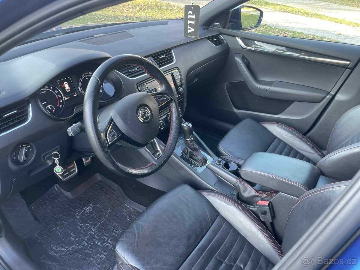 Škoda Octavia Combi 2.0 TDI DPF RS DSG - 11