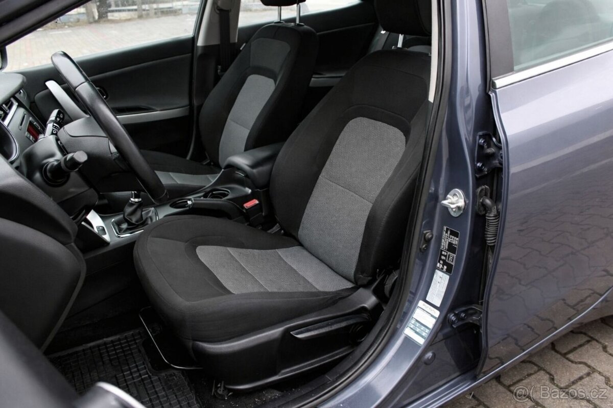 Kia Ceed 1.4 CRDi Silver - 11