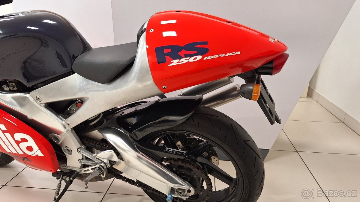 Aprilia RS 250 - 11