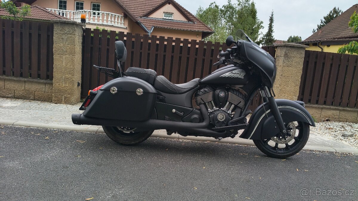 Indian Chieftain Dark Horse - 11