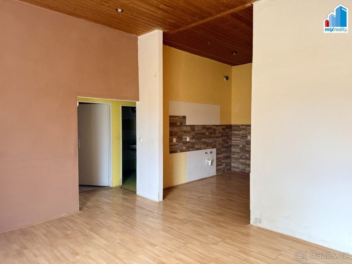 Prodej nájemního domu, centrum obce Heřmanova Huť - 11