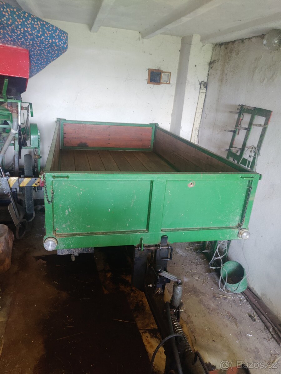 Malotraktor s vlečkou - 11