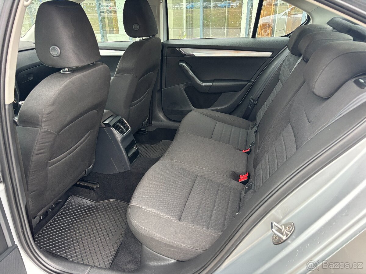 Škoda Octavia 1.6 TDi 77kW - 11