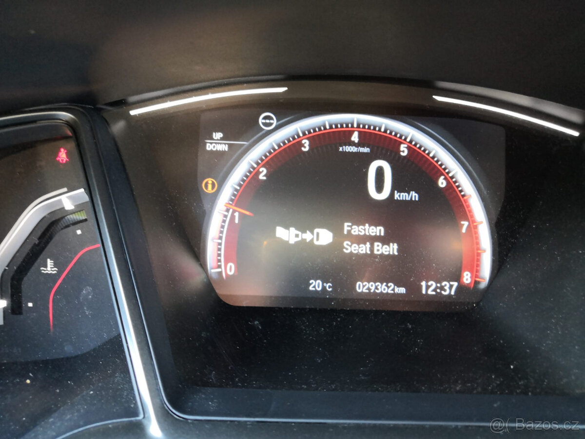 Honda Civic 1.5 VTEC Turbo Sport PLus - 11