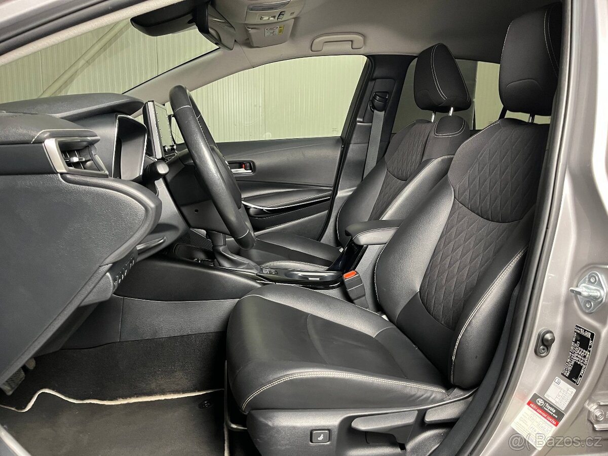 Toyota Corolla 1.8i Hybrid, r. 2020, 103t.km, výbava, servis - 11