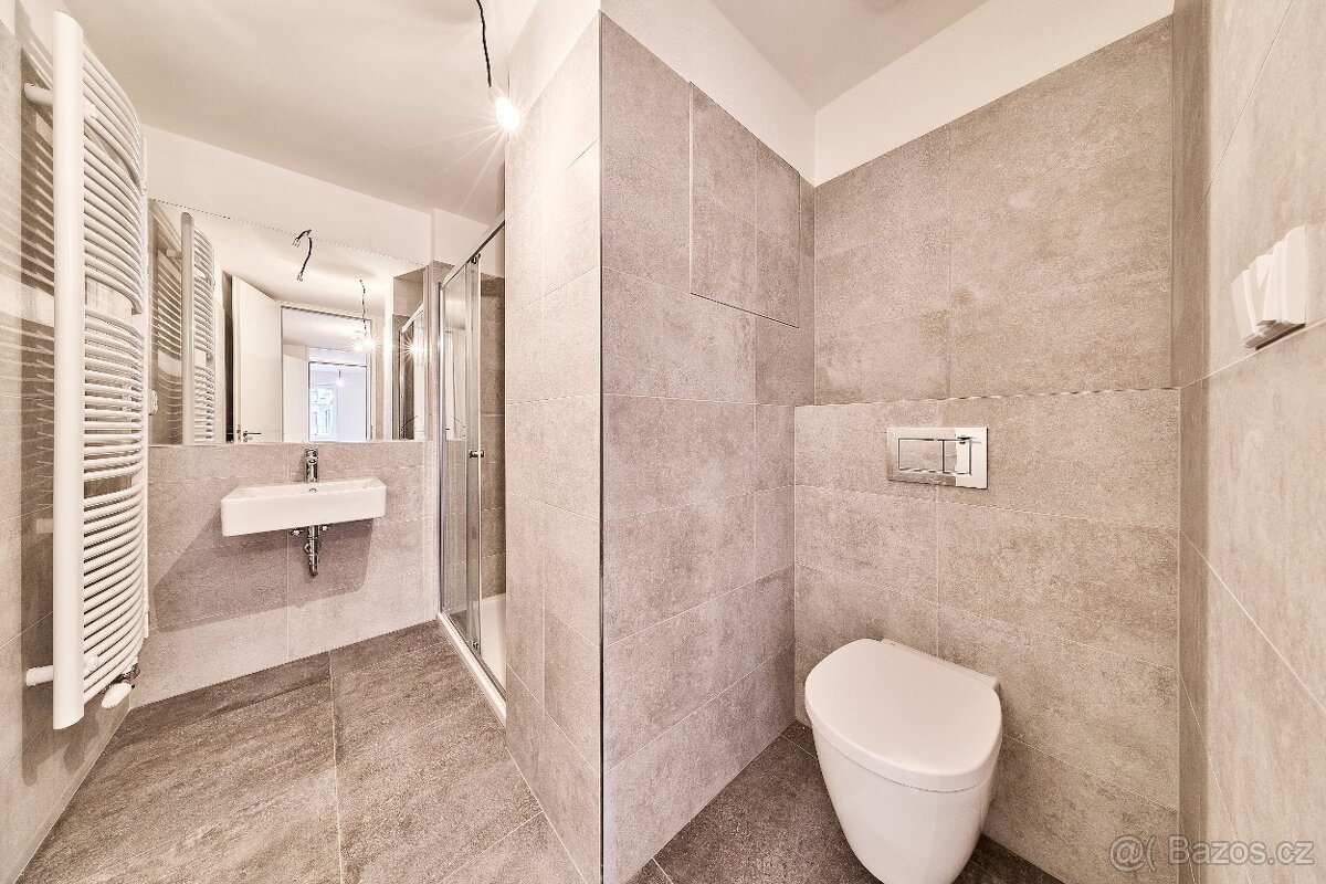 Prodej atypického bytu 4+kk s balkonem - 11