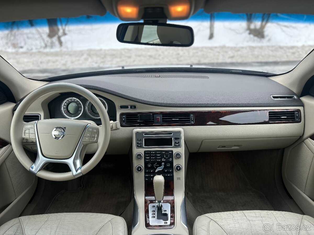 Volvo S80 2.4 D5 151kW AWD. - 11