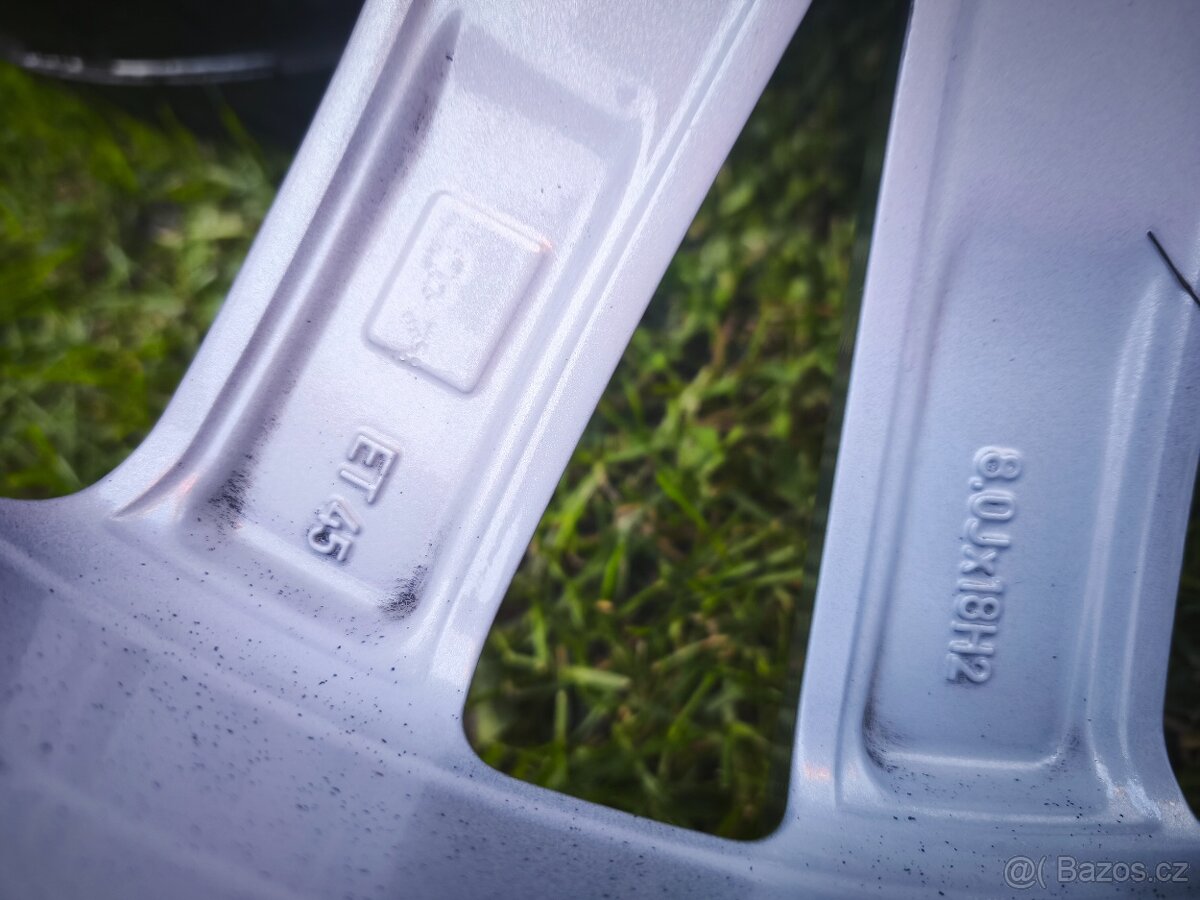 Letní sada Mercedes w207 r18 5x112 dvourozměr - 11