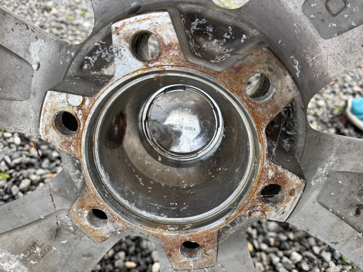 Litá kola BOSS 22" + pneu 275/40 R20 Cadillac - 11