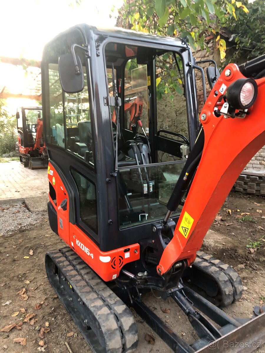 Minibagr KUBOTA KX 016 - 11