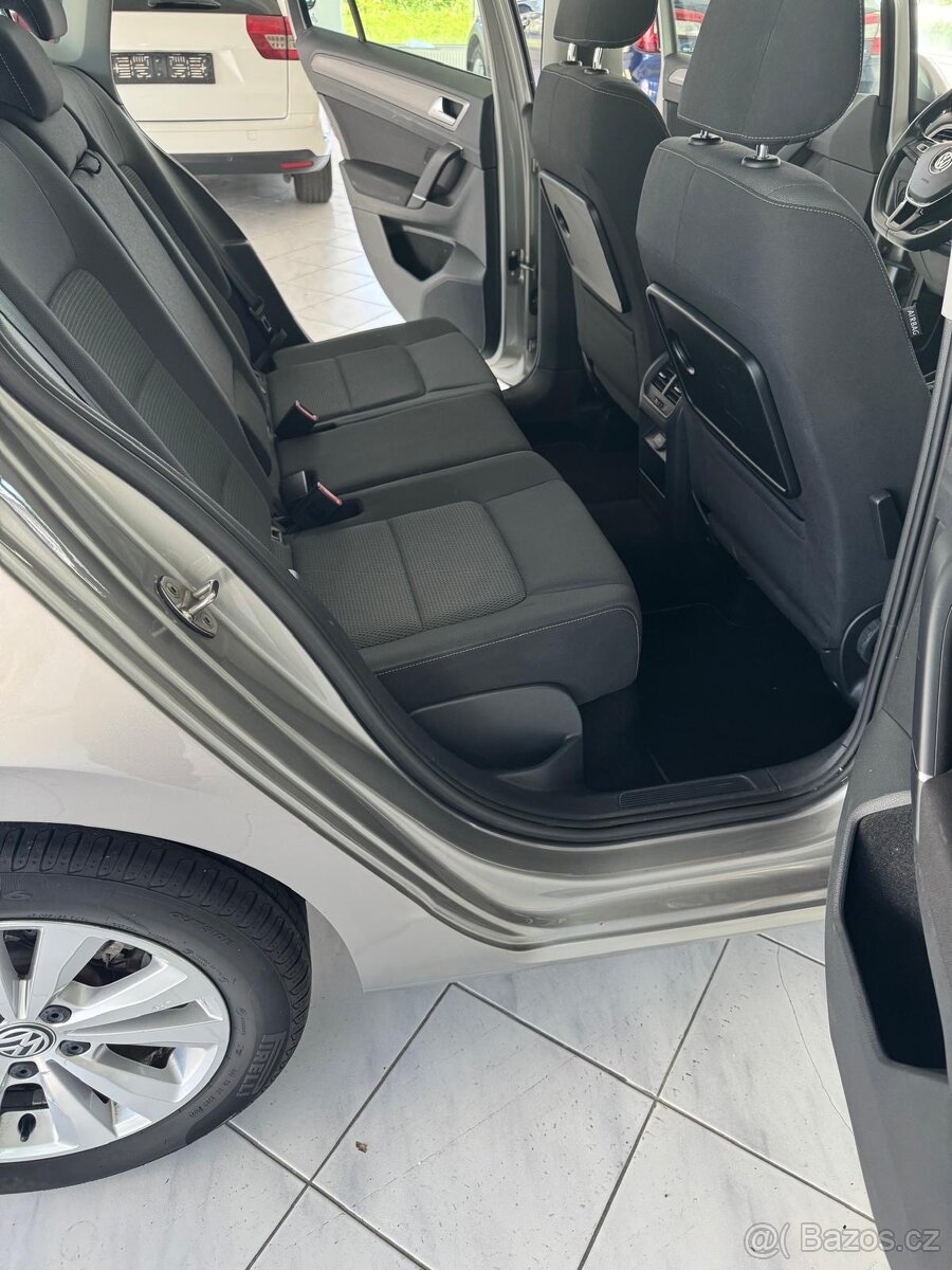 Volkswagen Golf SPORTSVAN 1.6TDi—103.000km—VW SERVIS - 11
