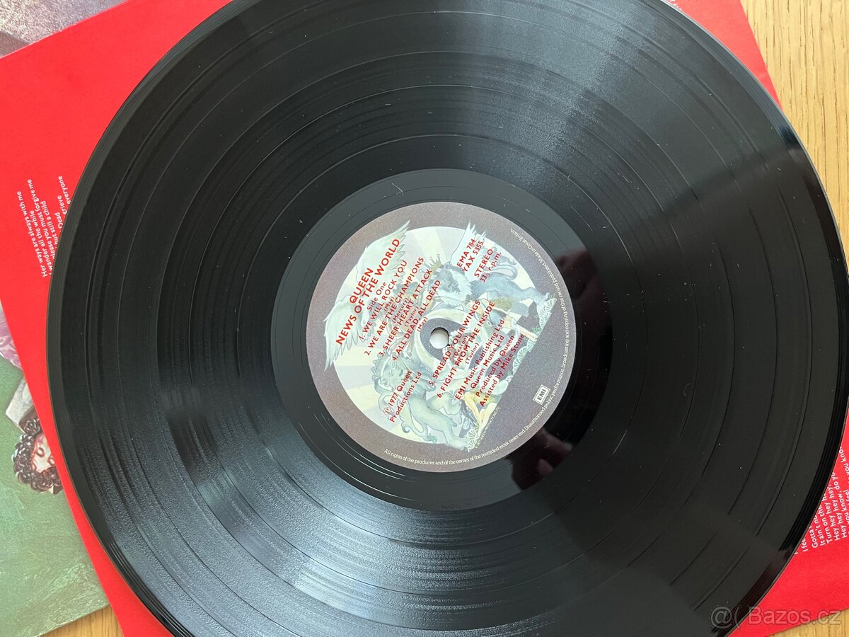 Queen – News Of The World - 11