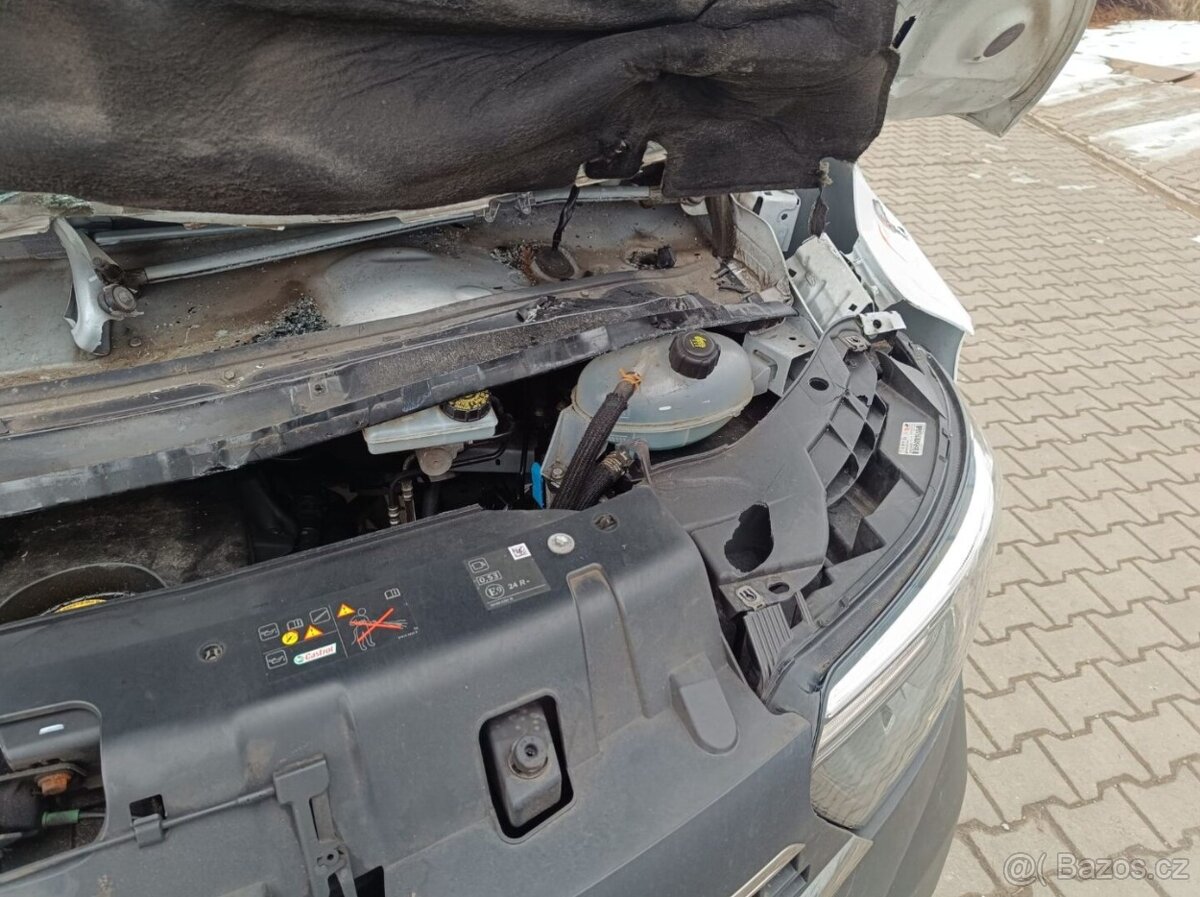 Renault Master 110 kW - 11