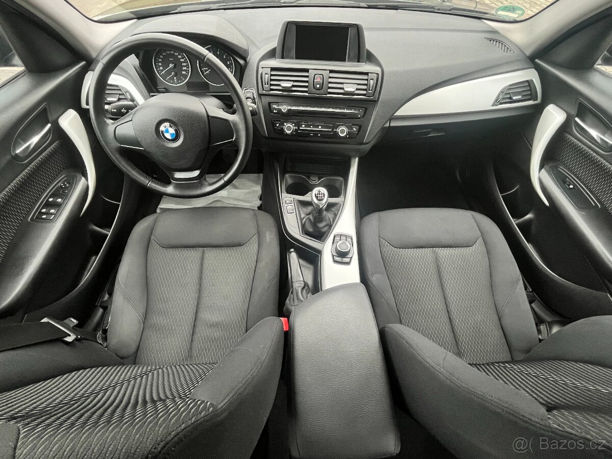 BMW 118i 100kW 2012 benzín - 11