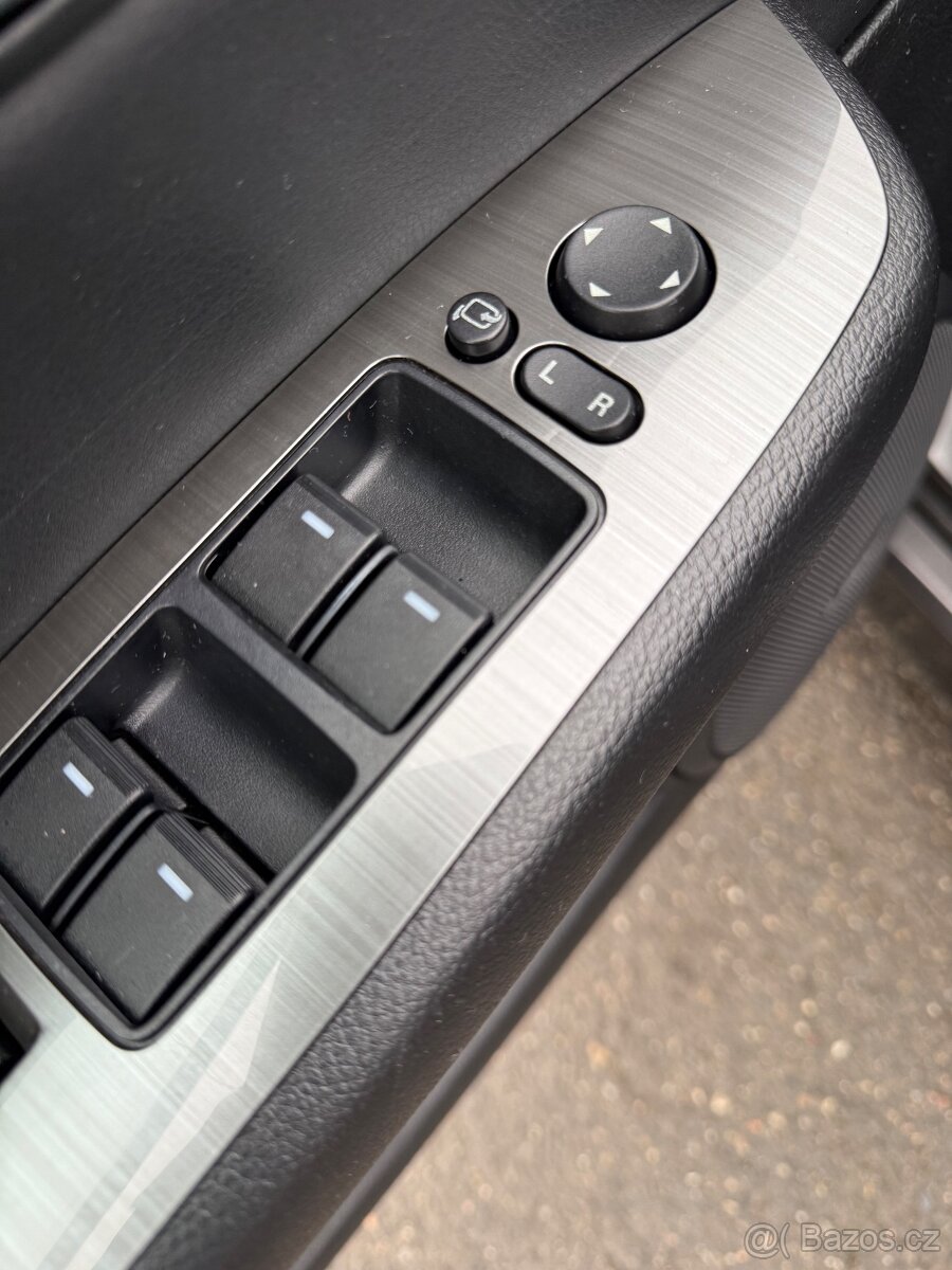 Mazda 6 GH 2.2 CRDT 120KW, 3/2011, 221TKM, Plný aut. servis - 11