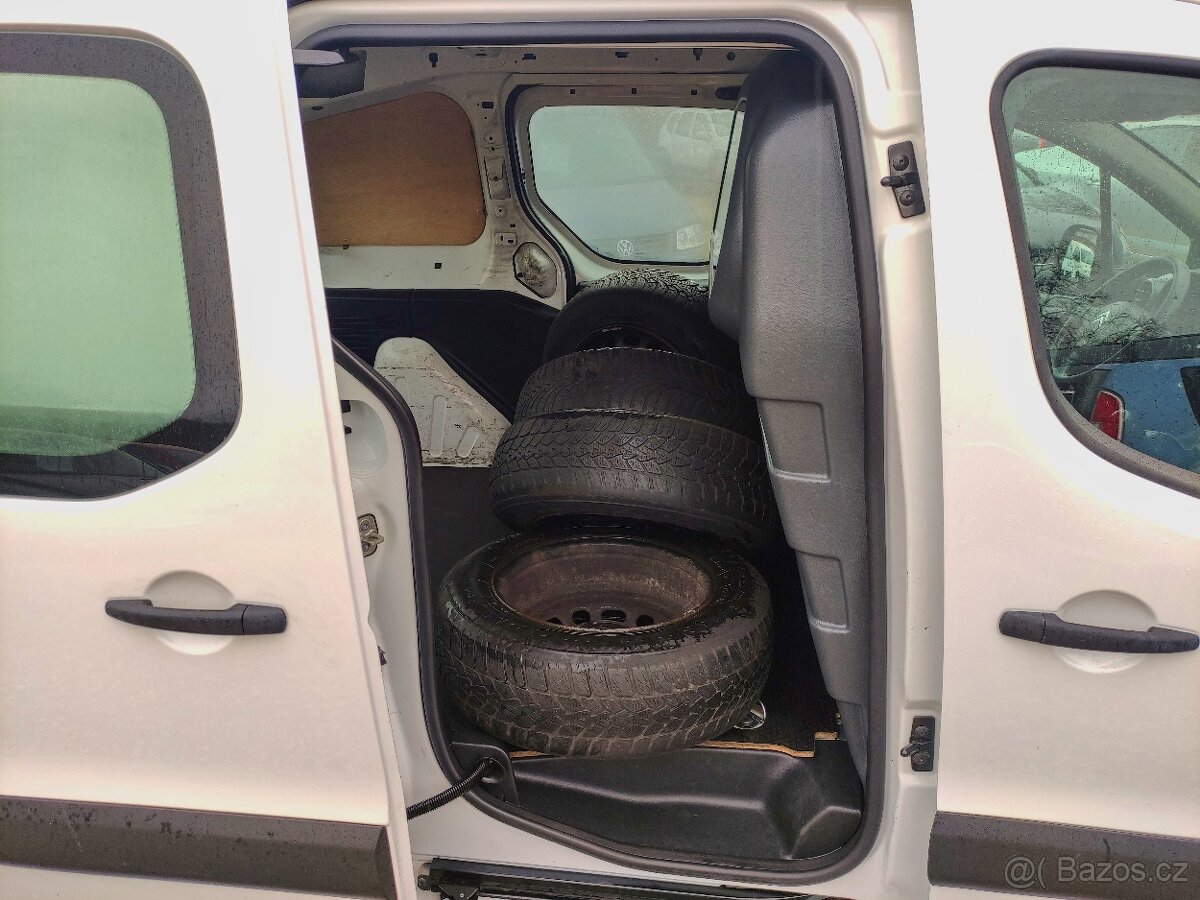 CITROEN BERLINGO 1.6i N1,2017,1.MAJITEL,2X BOČNÍ ŠOUPAČKY. - 11