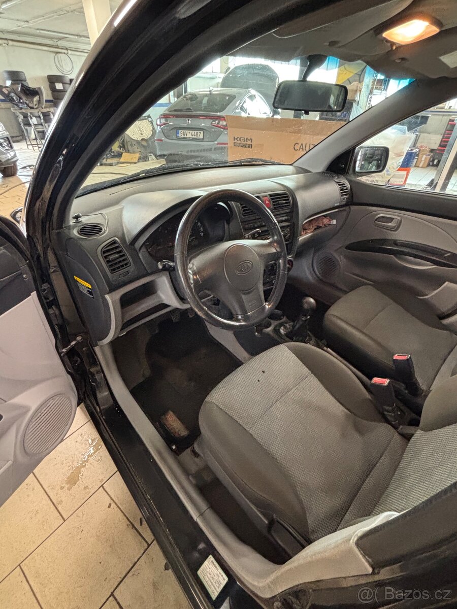 Kia picanto - 11