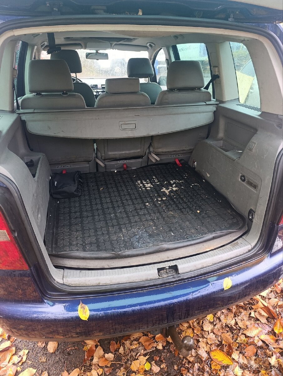 Touran 2.0 azv 100kw ND - 11