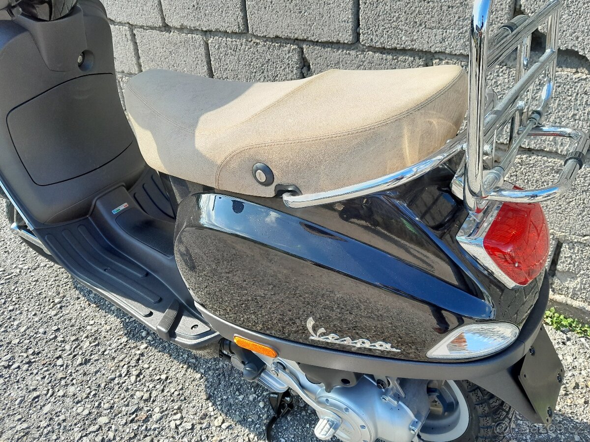 Vespa LX 50 4t, 2011, málo jetá, moc pěkný stav - 11