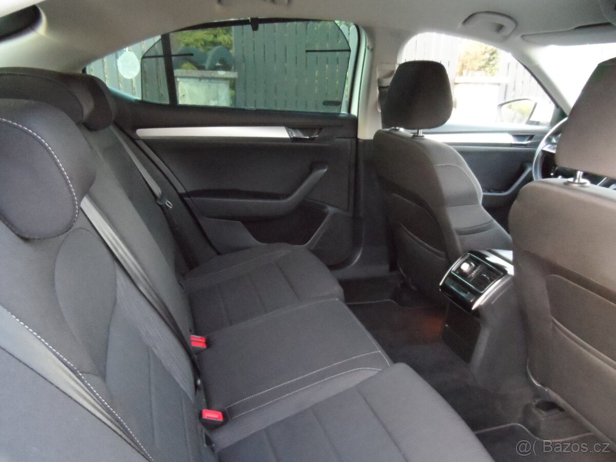 Škoda Superb 2.0 TDI 110 KW Xenon,Zachovalé,Koupeno v ČR - 11
