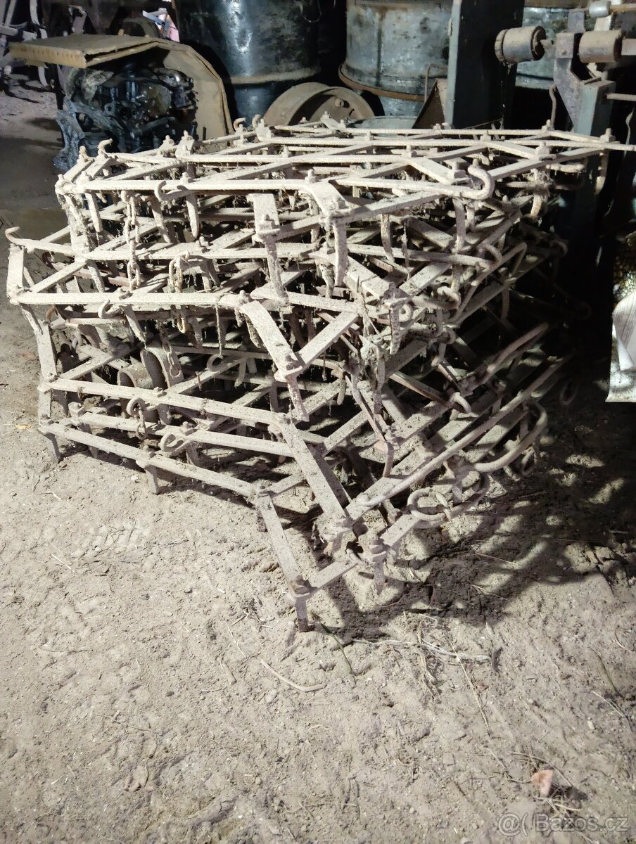 Staré zemědělské stroje - 11