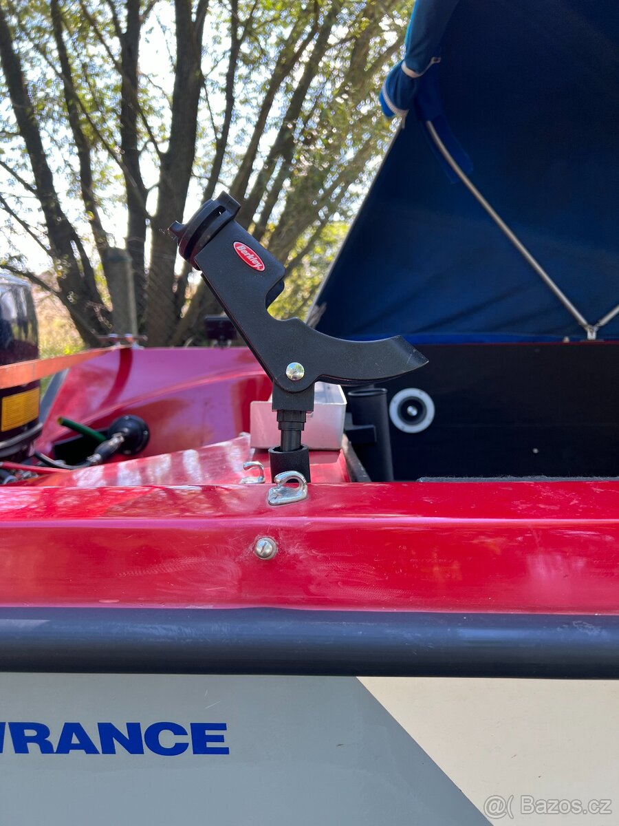 Rybářská loď Selco Rival - 11