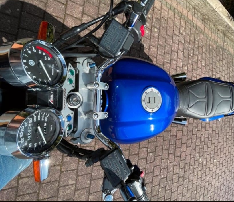 YAMAHA XJR 1300 RP06 - 11