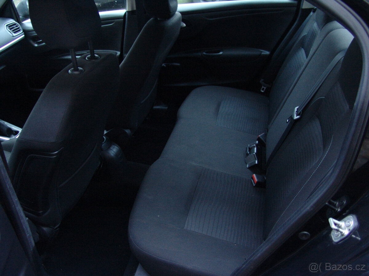 Peugeot 301 1.2 benzin, ČR. - 11