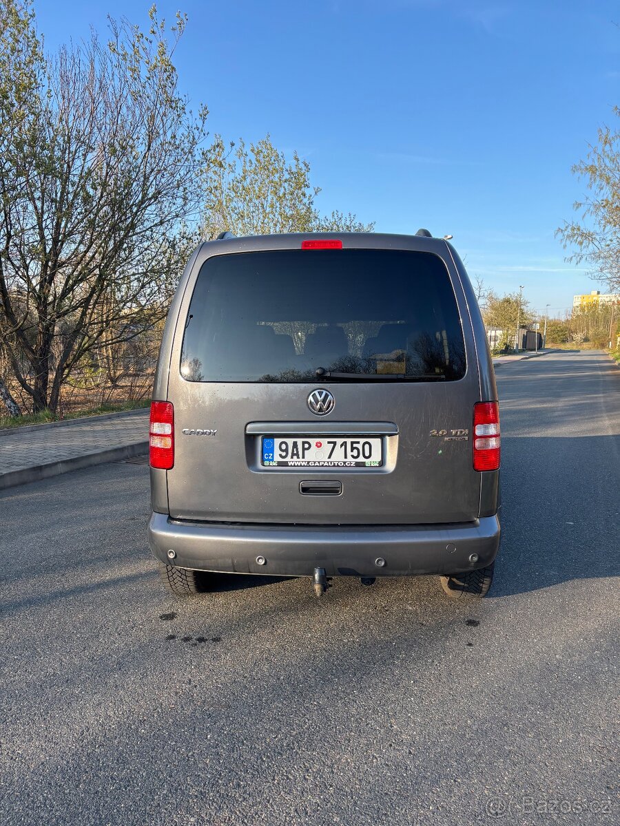 VW Caddy 2.0 TDi 4 motion - 11