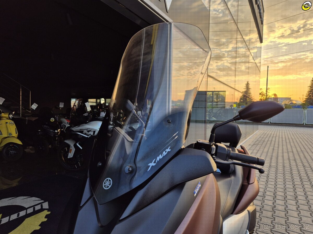 Yamaha X-Max 300 - 11