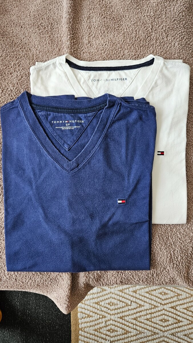 Mikiny Reserved + tričko Nike + Tommy Hilfiger - 11
