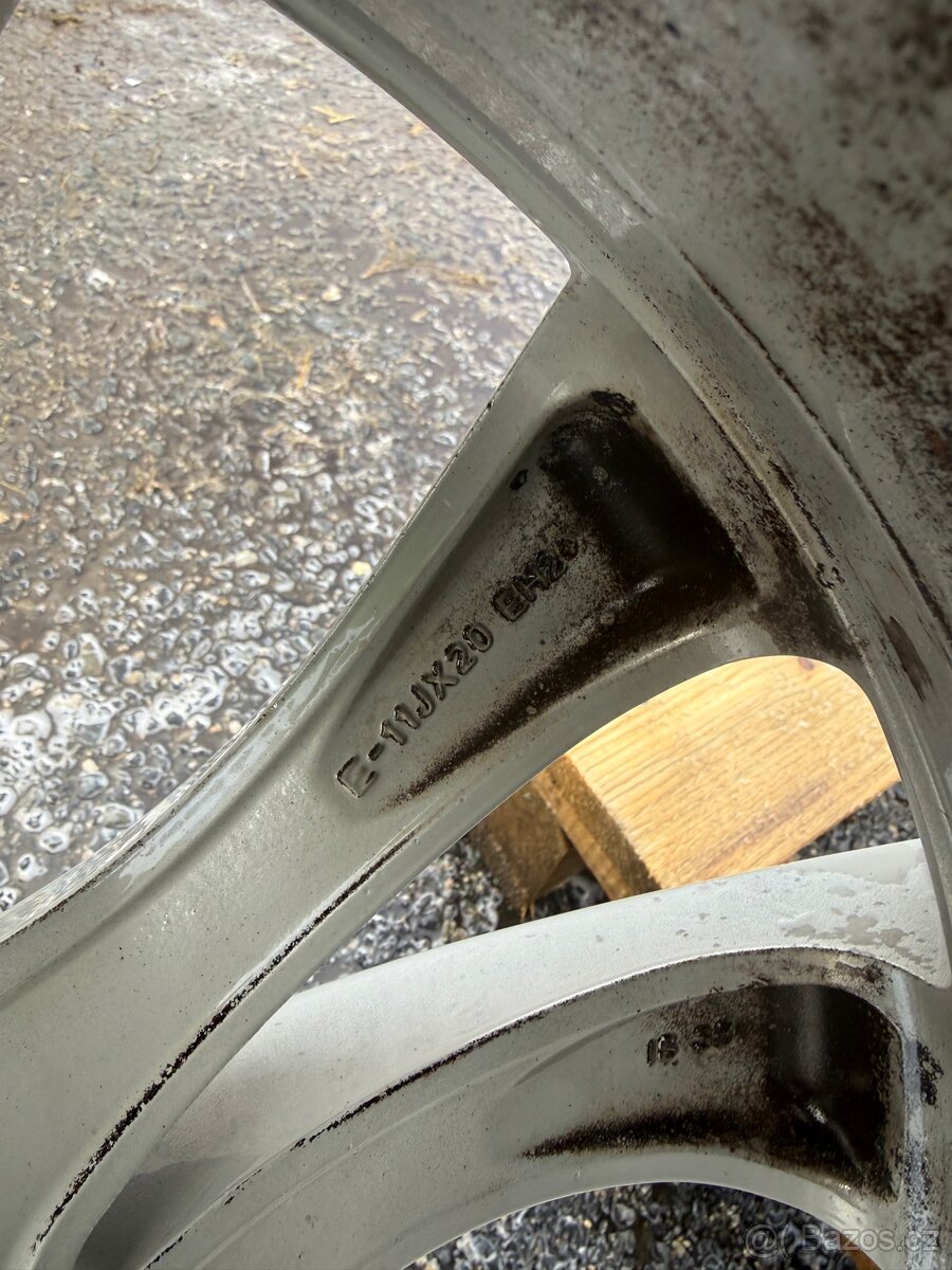 BMW kola 5x120 R20 - 11