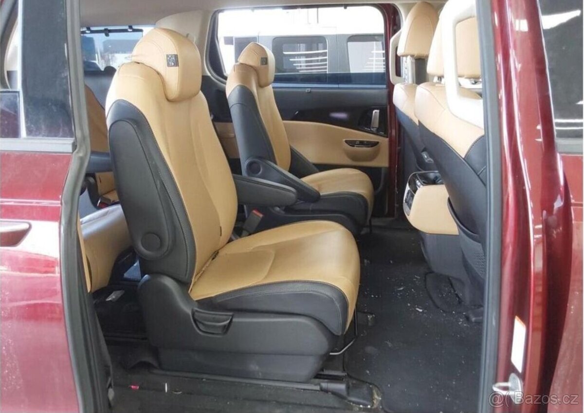 Kia Carnival 2.2- VŮZ NA CESTĚ - 11