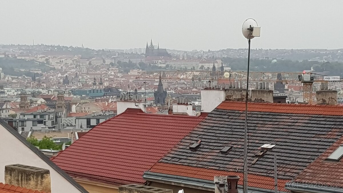Byt P3 s výhledem na Hradčany - 11