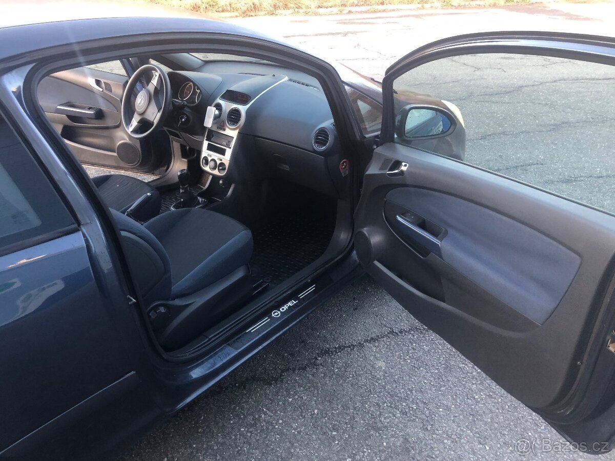 Opel Corsa 1.3cdti - 11