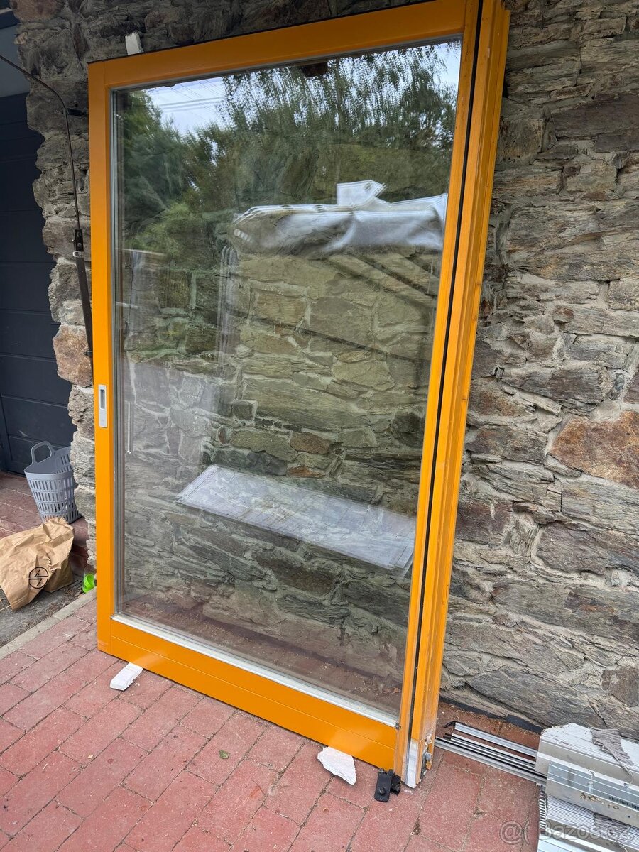 Moderní kuchyň s ostrůvkem - 11