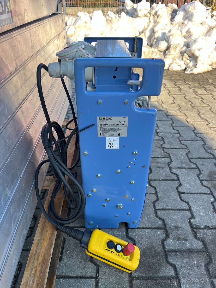 Šikmý výtah žebříkový, střešní výtah Geda Lift 250, 16m - 11