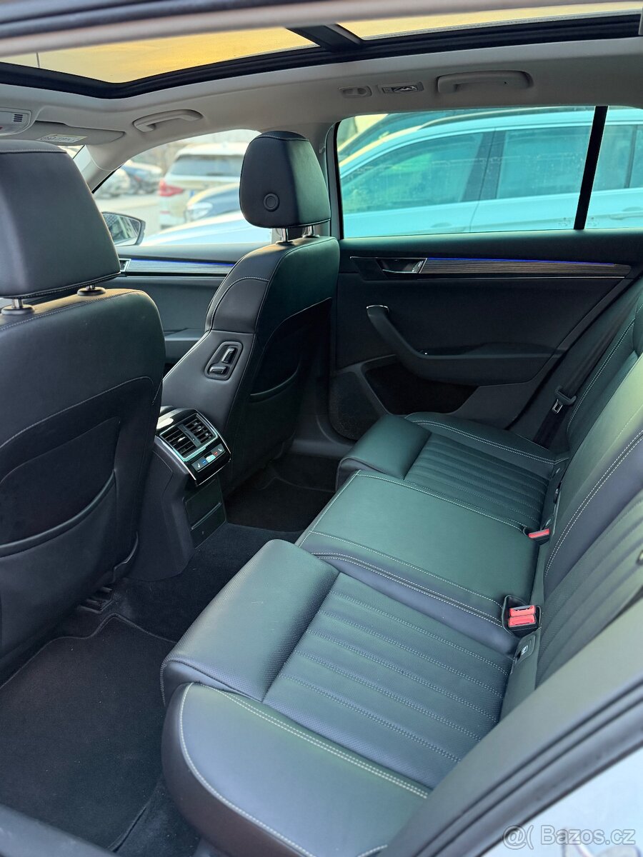 Škoda Superb 3 STYLE 2021 2.0tdi 110kw MASÁŽ VENTILACE TAŽNÉ - 11