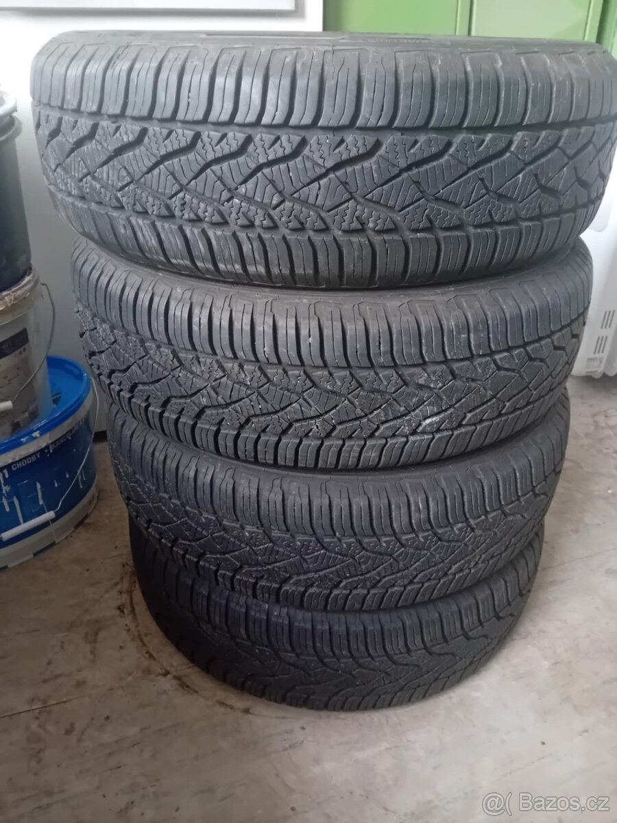 Celoroční Barum Quartaris 5 185/65 R15 DOT1824 - 11