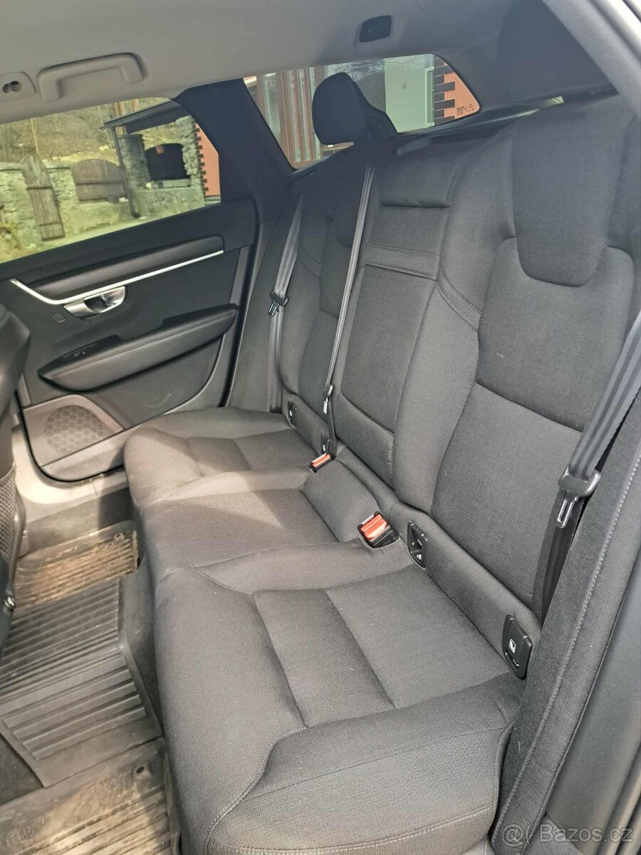 Volvo V90 D4 AWD - 11