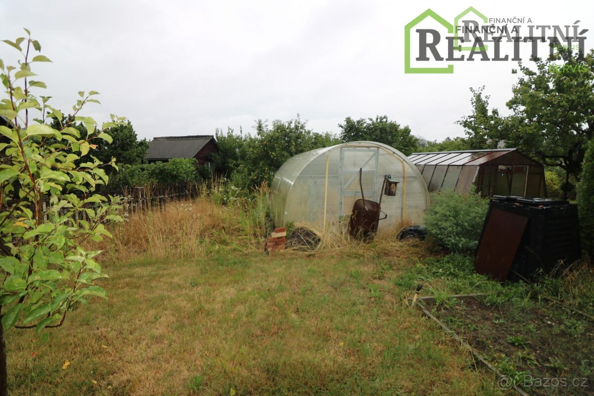 Prodej pěkné chaty v žádané zahrádkářské osadě v Praze 5- Zb - 11