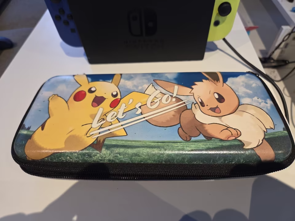 Kompletní sada Nintendo Switch – konzole + 18 her + přísluše - 11