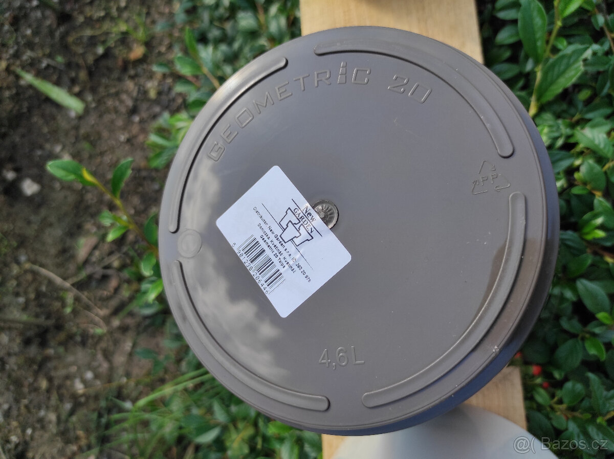 Květináče a keramika na zahradu - 11