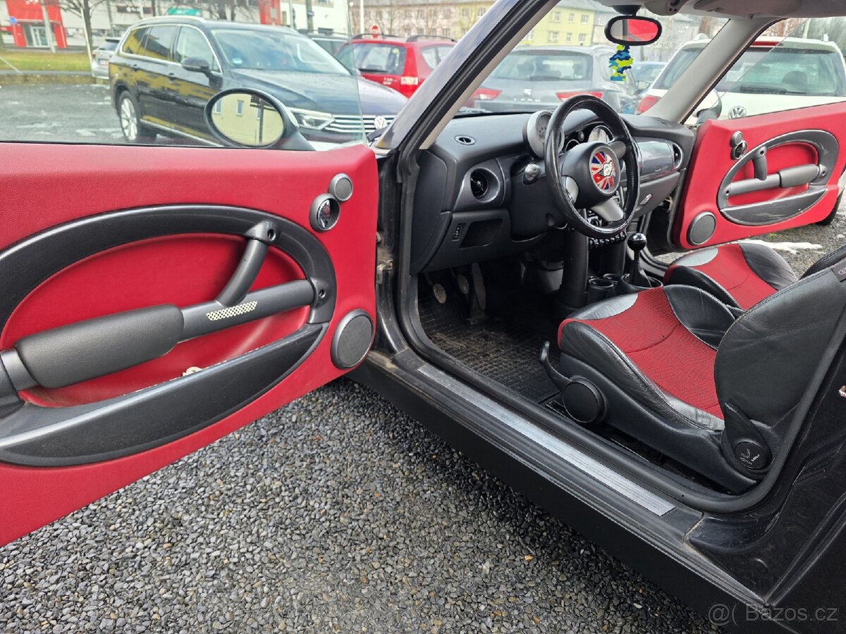 Mini Cooper
1.6 95KW Klimatizace Kuž - 11