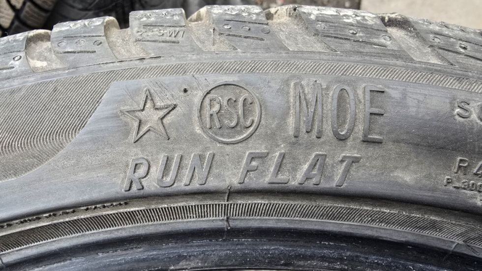 Zimní pneumatika 245/40/19 Pirelli - 11